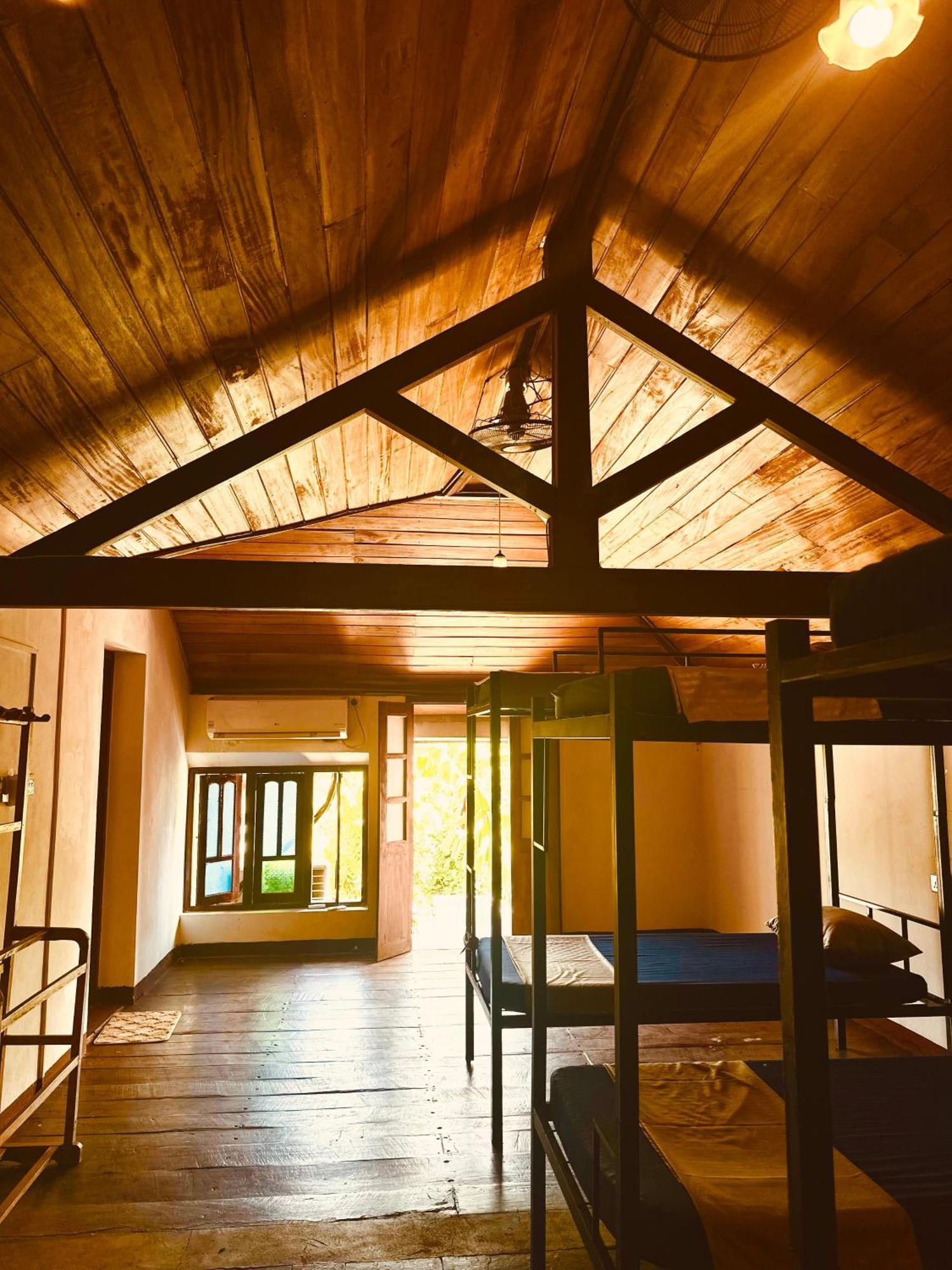 Happy Bunk Hostel Weligama Εξωτερικό φωτογραφία